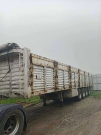 للبيع عربانه اربع دناكير فصال دشالي طولها 13 وعشرين طخم تايرات جاهزه ل...