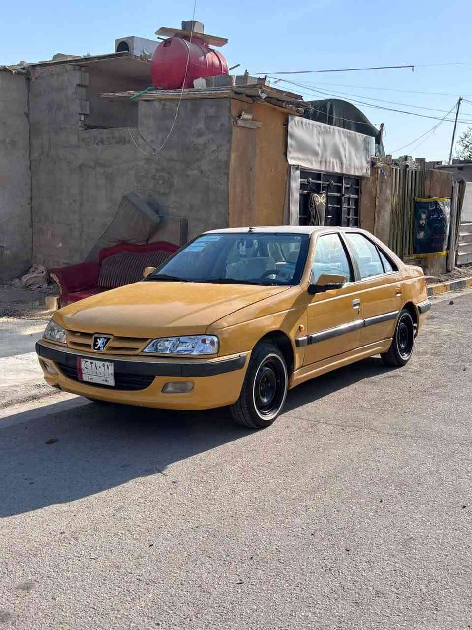 السلام عليكم بيجو بارص ٢٠١٥ سياره جاهزه على اخر حبايه بيها بنيد مبدل فقط تخم تاير جديد باتري جديد تبريد ثلج دوشمه عام سياره جاهزه السعر ٣٩ وبيها مجال كلش بسيط العنوان بغداد الشعب ***********

