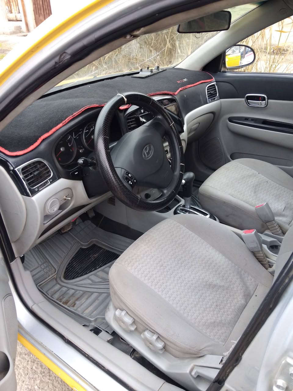 السلام عليكم اكسنت موديل 2009رقم ديالى هيئه وغرامات صفر   السعر 85$وبيها مجال  الاستفسار. رقم الموبايل ***********
