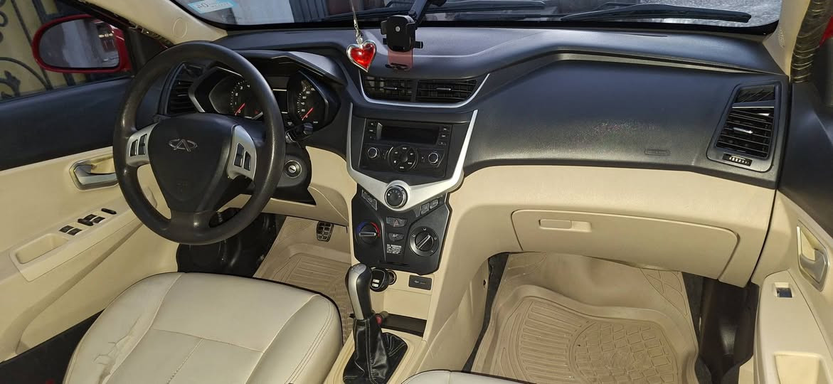 سياره شيري فلاون مكينه ١٥مكينه مرغوب سياره ماشي ١٠٩ كولشي عل بيلادي مكينه ما مفتوح سياره به س قابي سايق مسبوغ ماعندي خياس ولا زنجار سعر ٦٣بي مجال *********** رقم اربيل سنوي ساقت بي دفتر بنزين كركوك, العراق
