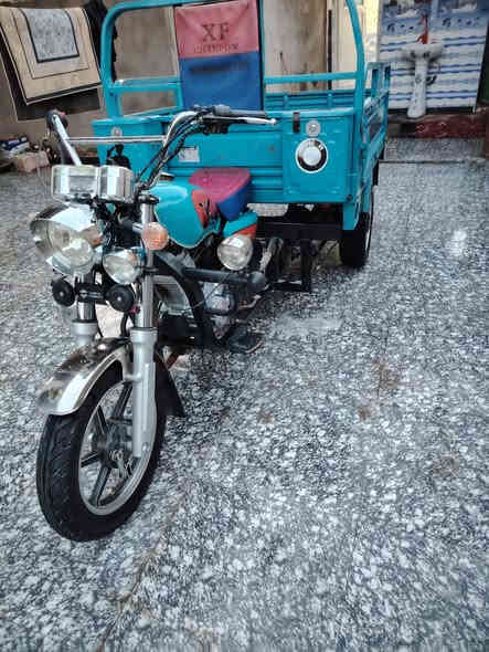 سلام عليكم ستوته رقم وسنويه ناصريه مديل 2023 وتحويله بصره الستوته بسمي  مكاني جزيره مكينه جديده صارله 15يوم سعره 3و٢٠٠ وبيه مجال للشراي   يتصل وبخدمته ***********
