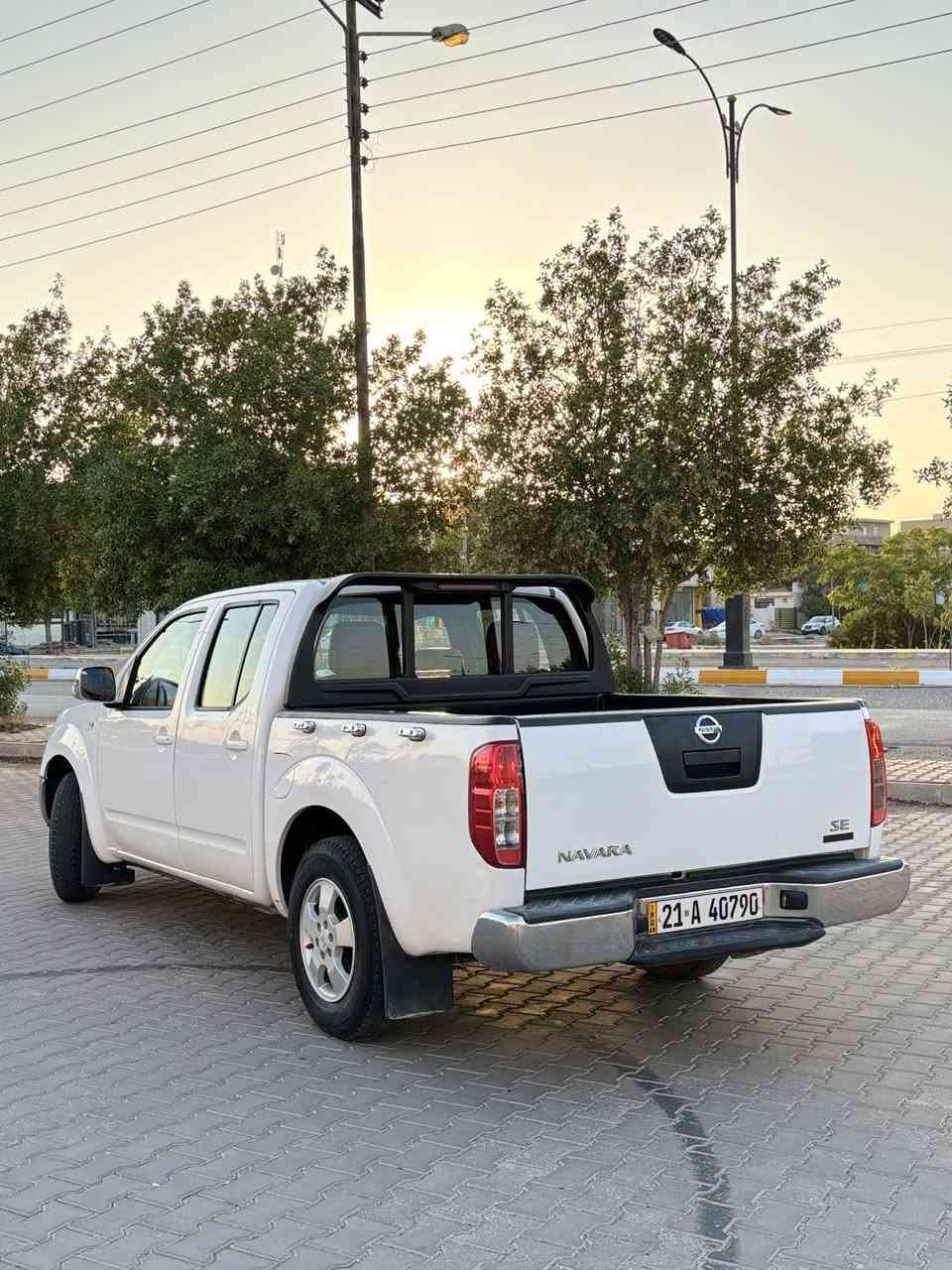 السلام عليكم عندي نيسان نافارا للبيع موديل 2009 سياره مابي عيب بس قطعه وحده مبدل السعر 115 وبي مجال
استفسار على الرقم 
***********
