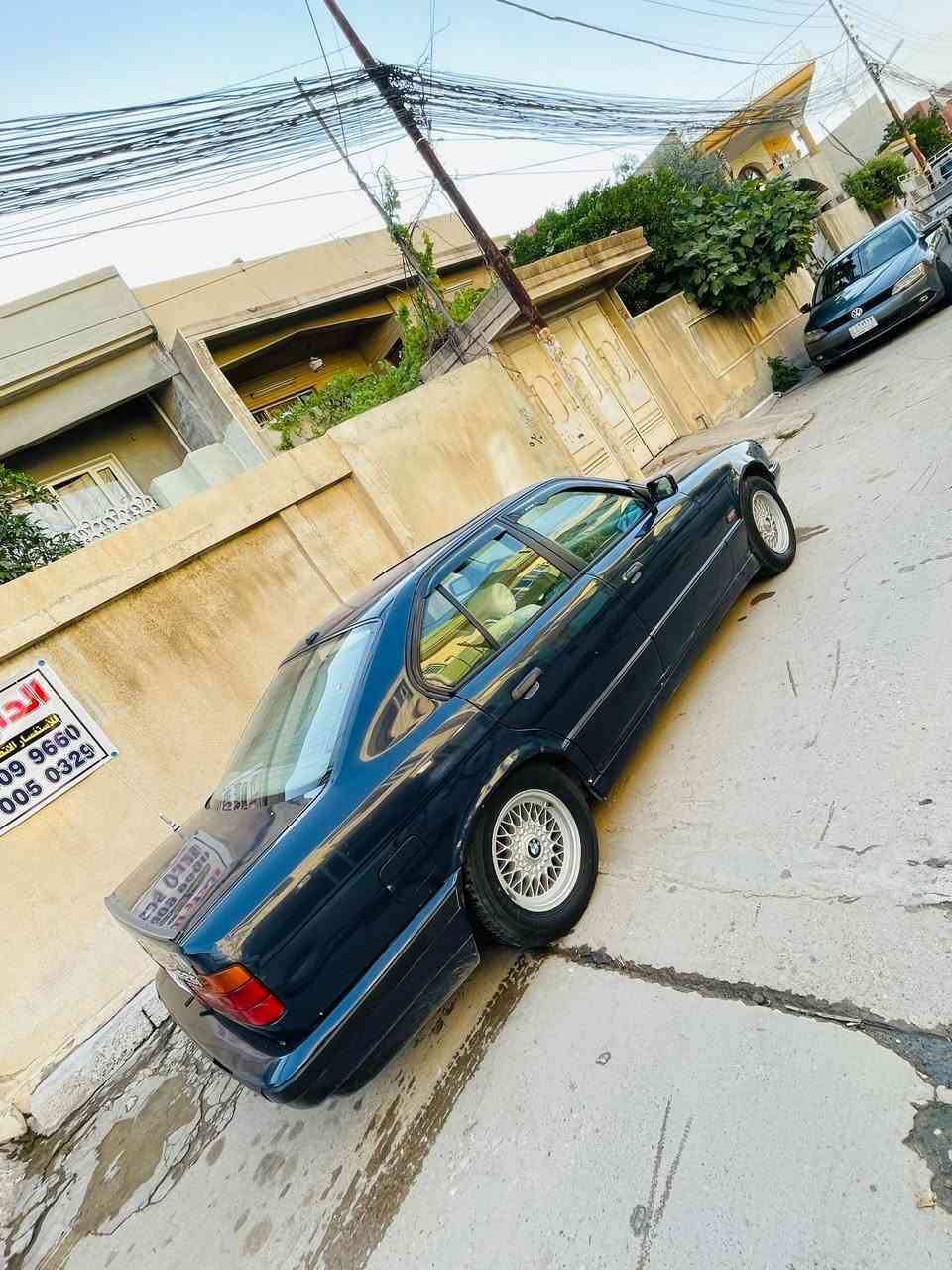 bmw e34 525i ✈️
كير اوتو موديل 92 محدث 95 كامل غرفتها جلد اوف وايت كلش حلوة 
بجم عريض مري صقر  فتحة سقف 3 طكات 3 وضعيات قيادة جام اوتو يصعد وينزل بردة خلفية كهربائية محرك وكير شرط السيارة بدون ضرر صبغ حزام جماليه رقم بغداد مسطرة انكليزي وشرط التحويل 
مكينة كير شرط وايرمنية كلها شغاله ماكو شي مايشتغل تبريد ويا السويج طخم امامي خلفي نظيف طخم خلية وياها وطخم تاير ترايك بصرة بغداد 
رون ناصي 200 رون 4 فضل من الله السيارة جاهزة بيها نواقص خفيفه تكاد لاتذكر شغلات بسيطه 
سعرها 60 وبيها مجال بسيط 
 *********** عنواني موصل
