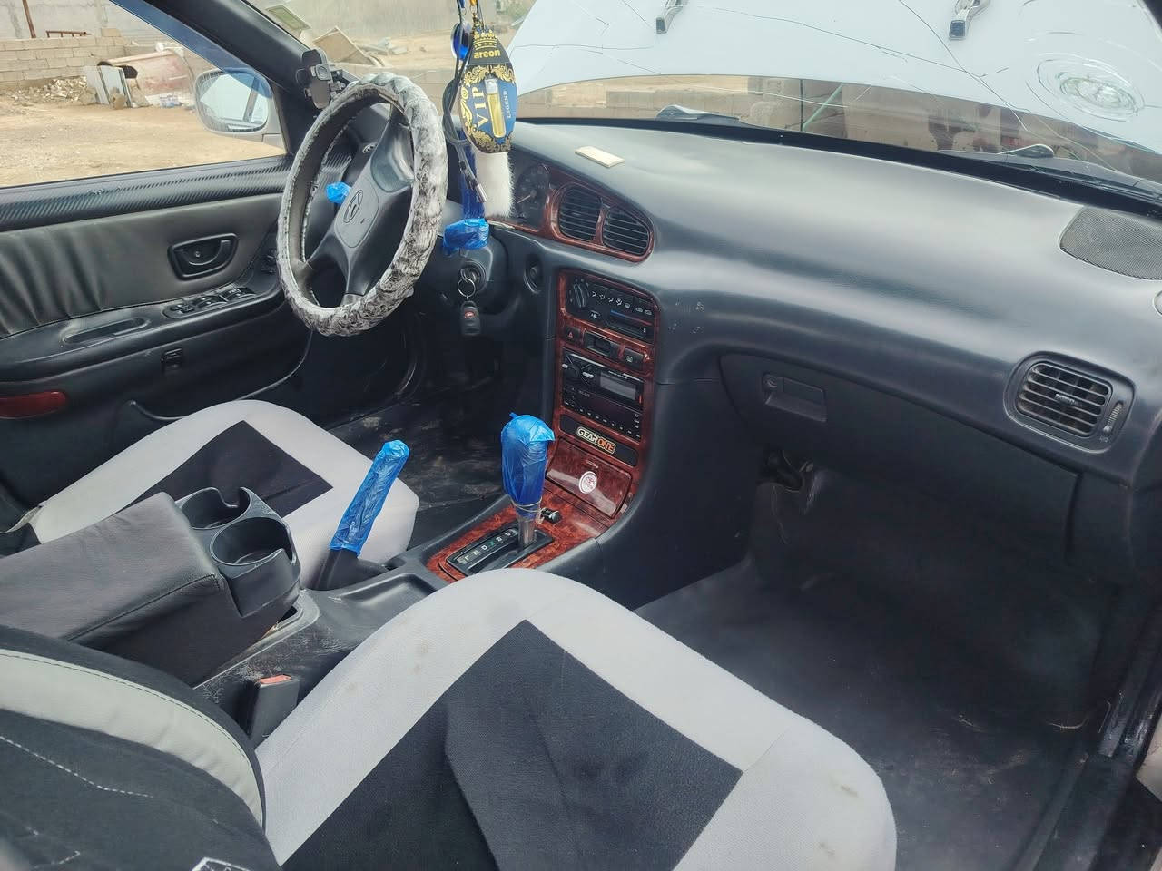 سلام عليكم سونات تو ١٩٩٥ رقم بغداد انكليزي مابيه لا ضربه ولا صبغ كله بلاد كير او تماتيك بلاد محرك كهربائيه كير صدر كله بل جيس سياره مال جناي خير من الله مكان ديالئ جلولاء *********** السعر ٥٠ وبيه مجال
