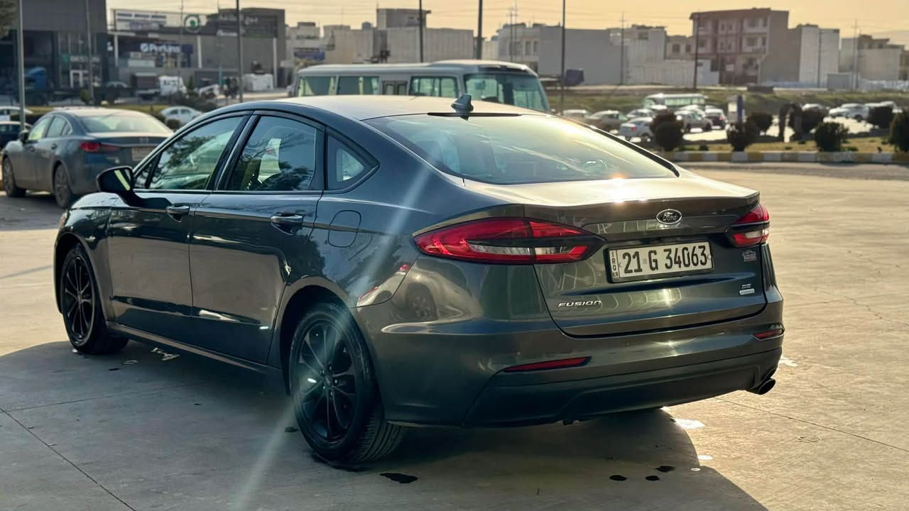 فورد فيوزن موديل 2020  فول مواسەفات تەنها سلايد نييه ٣ شاشه رادار و ئوتو ستوپ بريك به سمه خەتى جاده كامێره ٥ حاسه تەنها نیو بۆنیت بوياخه بێناو 
روێشتن ئۆتومبێل : 82km
Torbu 15 مه كينه
سەیارەکە زۆر جوان و پاک ماوەتەوە دەعمەکەی زۆر خەفیفە مەکینە و گێڕ و کارەبایی و بەناو کردن هەموو شتێک بەشەرت
ڕەسمی دەعمەکەشی دانراوە السليمانية, العراق


**إذا كنت صاحب هذا الإعلان وتريد حذفه لأي سبب، رجاءا أرسل رسالة إلى الدعم الفني**