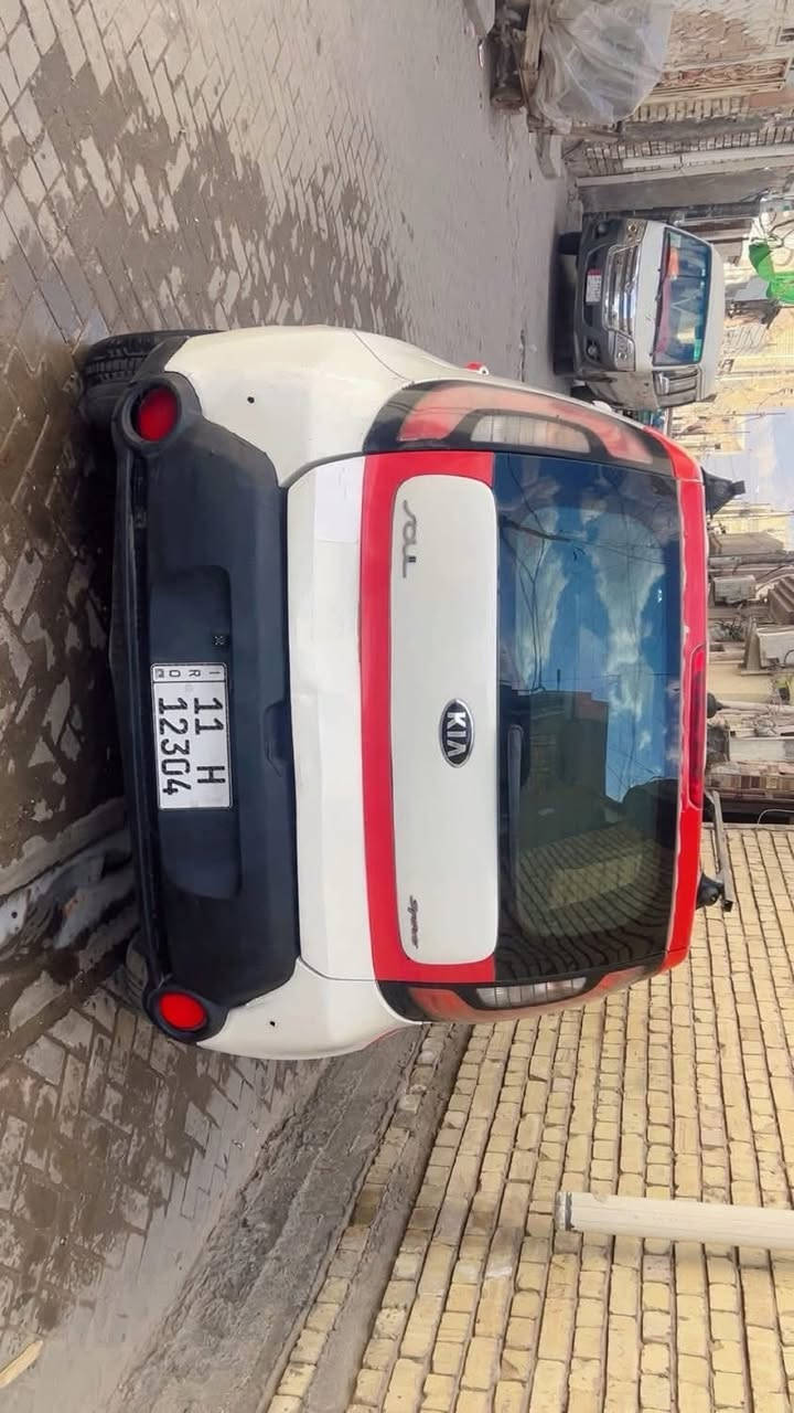 كيا صول موديل2015وارد أمريكي ضربته الجاملغ عكس السايق وبيها اماكن صبغ ماشيه 170الف مكينه1600 جاهزه ع آخر حبايه تحكم ستيرن جهتين شاشه كأمره تبريد خير من الله مكينه وكير جدد تخم تاير حداديه نضيفه السعر 90وبيها مجال العنوان بغداد مدينه الصدر الهاتف***********

