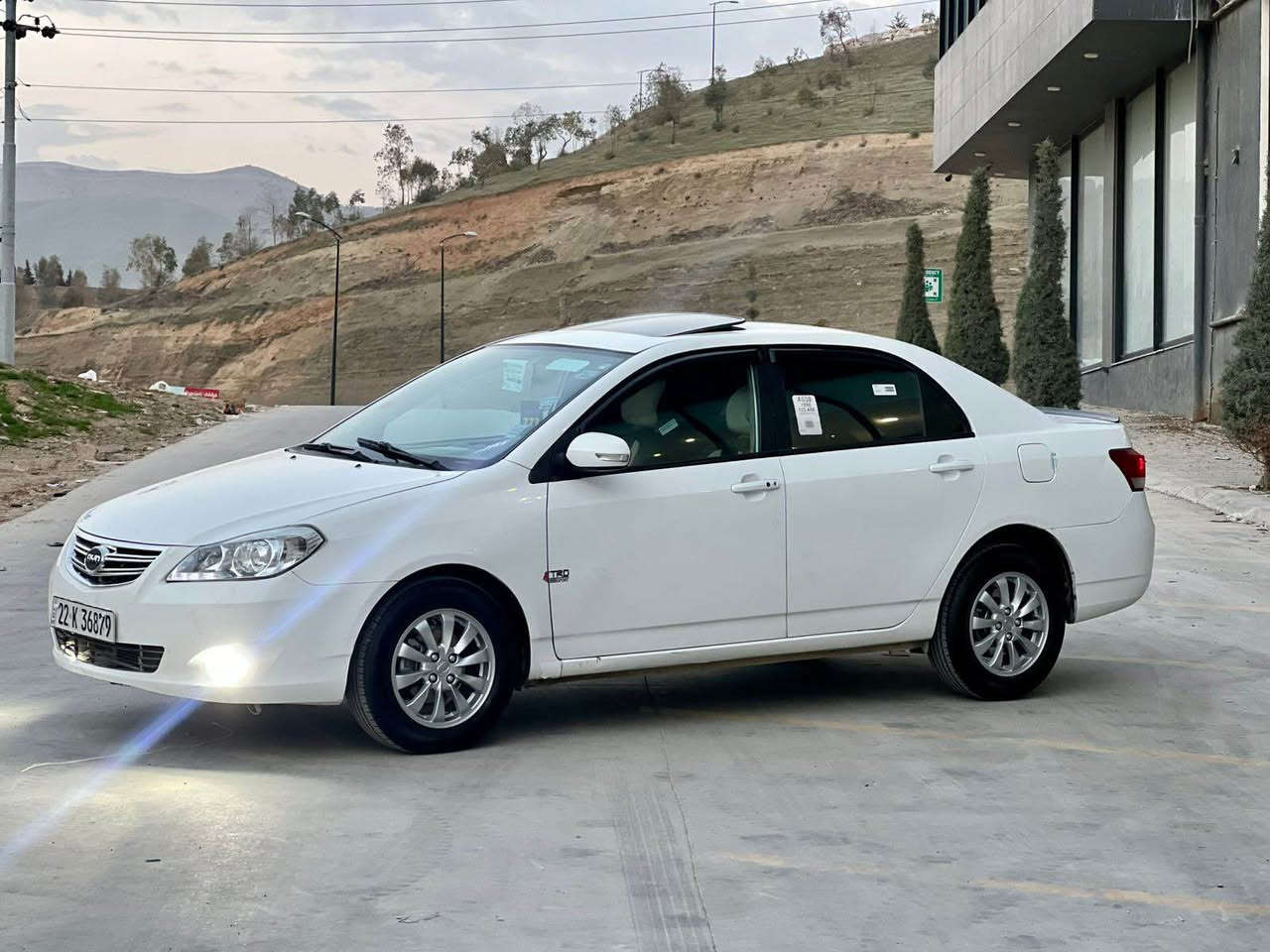 ژماره ى خاوه نى (***********)  سليمانى
٦٦ $ معامه له 
بيوايدى ٢٠١٤ g3 گير توماتيكى فوول مواسه فات 
بوياخى نيه  ١٦٥ كيلومتر روشتو 
سه نه و ى و ره قه م تا ٢٠٢٩ تازه يه ٢ $ خرامه ى له سه ره دواى معامه له ئه يگيرمه وه بوت ته حويلو وه كاله به شه رت 
تايه ى تازه پيشو دواى تازه بيته قه وره قه 
گاعى و كوشنى ده ره جه يه كى تي گيراوه
گيرو مه كينه و ته بريدو كاره باي به شه رت 
٣ به سمه و سلايتو ناو زه ردو ده با يرباگو ليدو زينونو بلاجكتور سوكان فوليمو شاشه و كاميره ويل كه پ السليمانية, العراق
