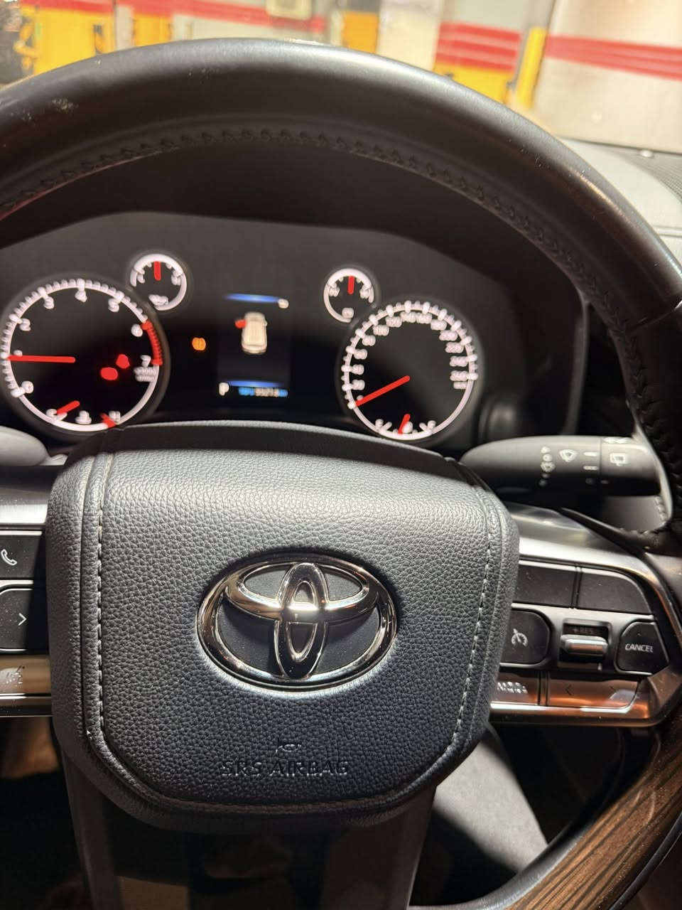 اللهم الصلاة على محمد وآل محمد
لاندكروز زيرو   
موديلها ٢٠٢٤.      GXR LlMlTED بريم اصل 

* رقم بغداد دولي بسمي 
* ⁠الفئه LIMTED.  GXR. ( بريم اصل وفصل  ) بدون برده
* محرك 6 سلند (4000) 
* ⁠العداد (14 الف  ) 
* ⁠دعاميات كت (لحاية) 
* سايد بريك اوتو * بصمة تشغيل* بصمات ابواب *
* ⁠تطبيق 3 شاشات 
* ⁠شاشة كبيرة اصلية (نفكيتر)* ⁠شاشات خلفية عدد (2) 
* 5 كامرات (360 درجة) محيطيه * فتحة سقف (سلايت) *
كراسي كهرباء * ⁠كراسي تبريد 
* ⁠دفع رباعي (4 * 4)* ثلاجة وسطية * جنطة كهرباء 
* ⁠تبريد شاشة * ⁠تحكم ستيرن  * ⁠داخل صاج * تشغيل عن بعد * ⁠شاحن واير ليس
* داخل جلد احمر * ⁠حساس امامي خلفي  * ⁠مري طي كهرباء  * ⁠ *  * ⁠ترايش ابواب نيكل * 
وقليل منها البريم الاصلي  لمتدد gxr بدون برده خلفيه

مكاني بغداد ورقم بغداد
***********
