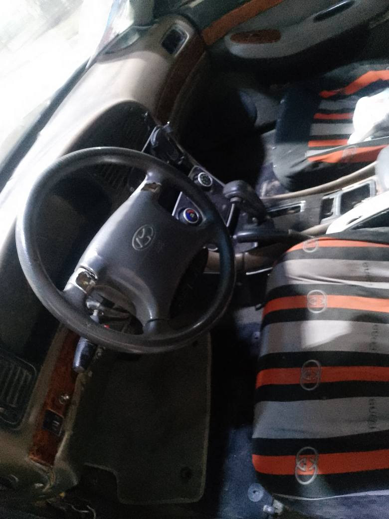 السلام عليكم سوناتا موديل 94 مكينه وكير نضيفات كهربيات شغاله باتري جديد تخم تيرات مداور ثاني يوم سنويه 28 ترهم مراوس بسايبه نضيفه مال شغل  ترهم بيع أو قصاد عادي ‏‪***********‬‏
