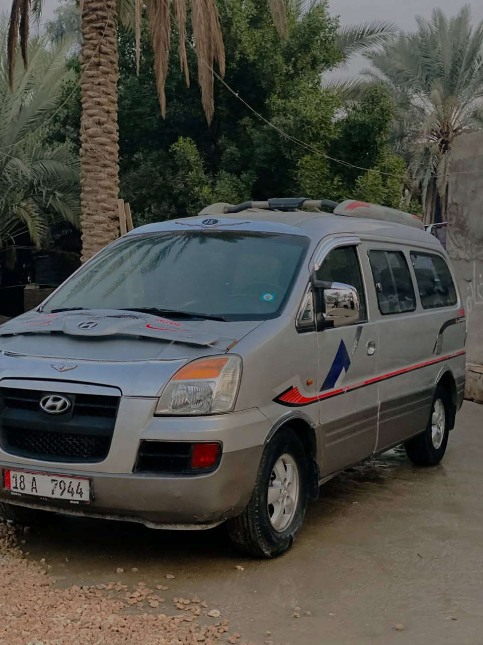 السلام عليكم
ستاركس موديل 2006  
رقم بابل انكليزي تحويل مباشرر سنويه لغايه 2030مصفره هيئه ومرور
مكينه مفتوح سوبر مكفوله من التنقيص والتبخيركير واكسل كفاله حداديه جيده 
4 دسك سياحي
السياره جاهزه بدون نواقص 
صبغ حزام للجماليه بدون اي حادث 
السعر75 وبيها مجال
***********
***********
