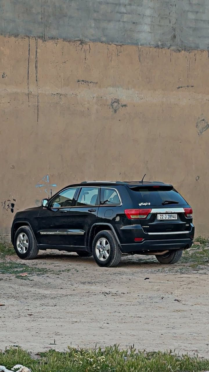 السلام عليكم للبيع او مراوس بفورد f150 حسب الرغبه
جيب لاريدو موديل 11  بدون حادث بدون صبغ 
جاملغ امامي جهة سايق تبديل اصلي خليجي 
بارد باب سايق دائره صغيره بارد باب خلفي جهة السكن دائرتين صغار 
سياره ماناقصها شي صدر امامي خلفي كله جديد كير شرط 
محرك شادلها جديد 
باسمي تحويل شرط هزه وفحص جديده 
السعر ب160 وبيها مجال للشراي يدلل 
مكاني تكريت _اربيل 
  ***********  
  ***********
