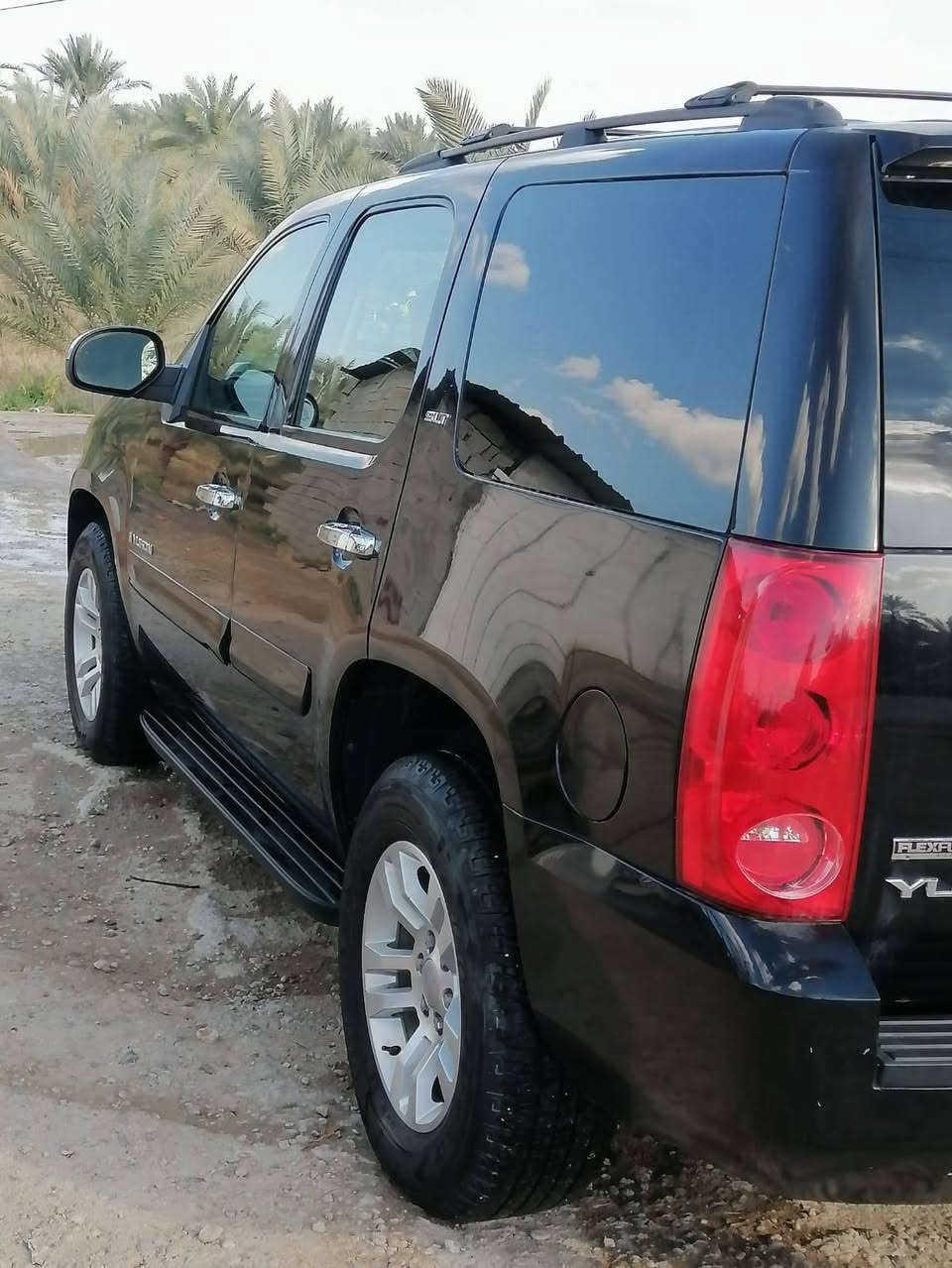 سلام عليكم
يوكن مكفوله عدا الجملغ الخلفي اثر شخوط صبغته بدون معجون مكينه جديده رقم كركوك مفحوصه ب 2021 
مامدفوع كمركها السعر 155


**إذا كنت صاحب هذا الإعلان وتريد حذفه لأي سبب، رجاءا أرسل رسالة إلى الدعم الفني**