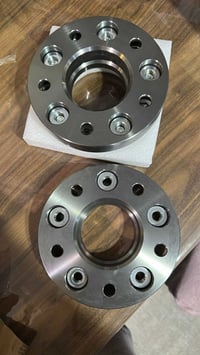 متوفر تخم سبيسرات جديد لوك ممستخدم السعر 75 مع التوصيل 07702985421