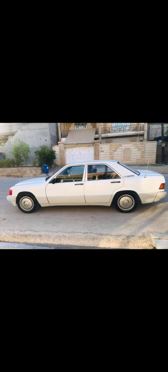 ١٩٠ طيارين موديل ٨٨ محدث ٩٠ سيارة بدون صبغ سونار وياهه وكير و محرك ئونجي ٦ سلندر تبريد تدفئه و رقم جديد سليمانية دهن بريك دهن دهن محرك دهن كير كله جديد صدر امامي خلفي جديد .
سنوية بيسمي ٢٠٢٩ سعر ٦٤ ورقه و بي مجال للتواصل ***********
