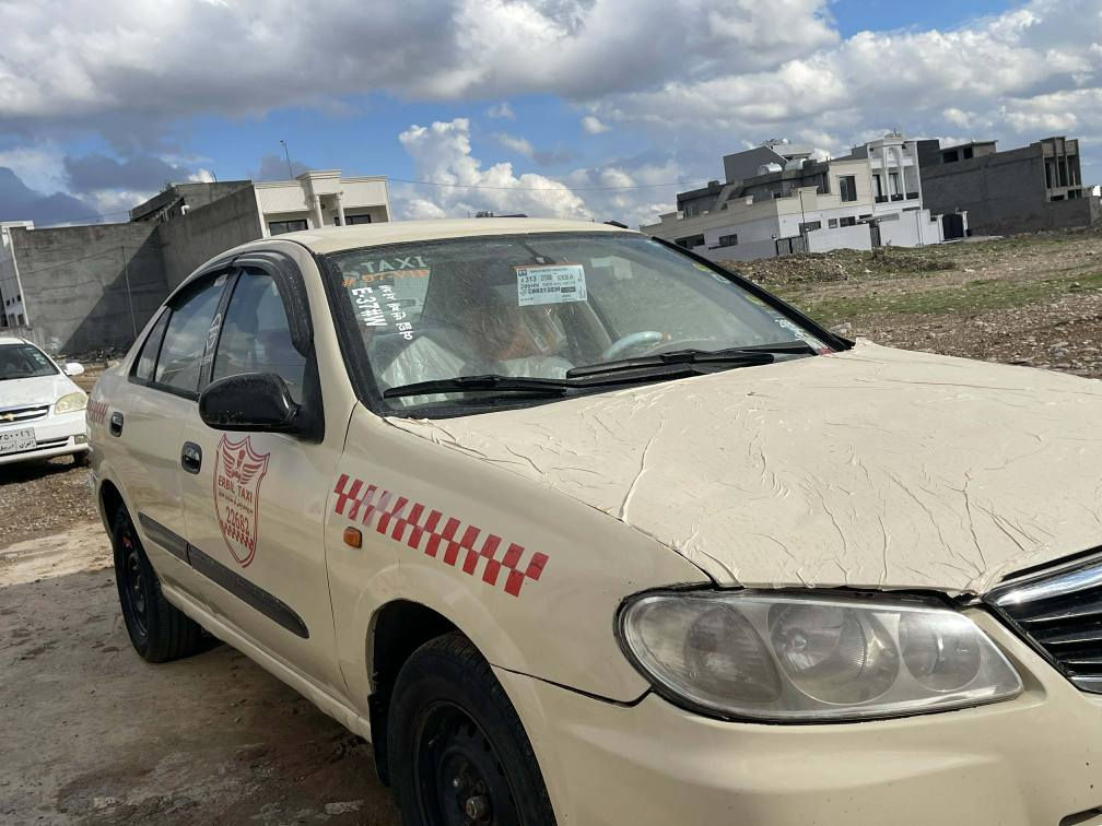 سەنی ۲٠٠۲ تۆماتیک سەیارەکە زۆر خاوین و ریک و مالی کاسبیە پشت و پێشی تۆزیکی هەیە بەلام یەک دینار مەسرەفی تیدانیە هەمووشتی بە شەرتە رەقم هەولێر سەنەوی لە ۲٠۱۸ وە بەسەرچووە تحویل بەشەرت نرخی ٧٧ مەجالێکی کەم *********** أربيل, العراق
