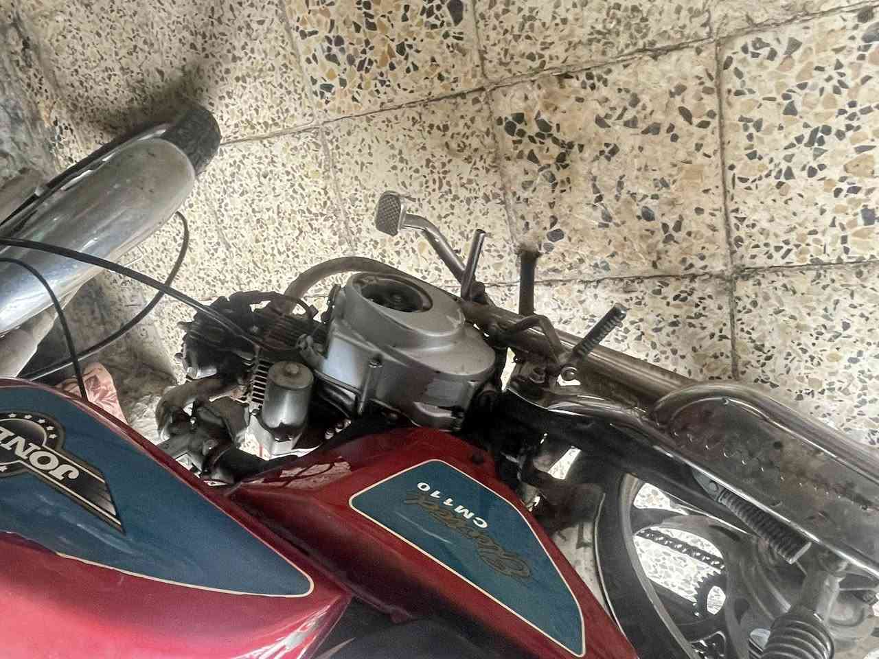 جوندا للبيع السعر 150 وبي مجال


**إذا كنت صاحب هذا الإعلان وتريد حذفه لأي سبب، رجاءا أرسل رسالة إلى الدعم الفني**