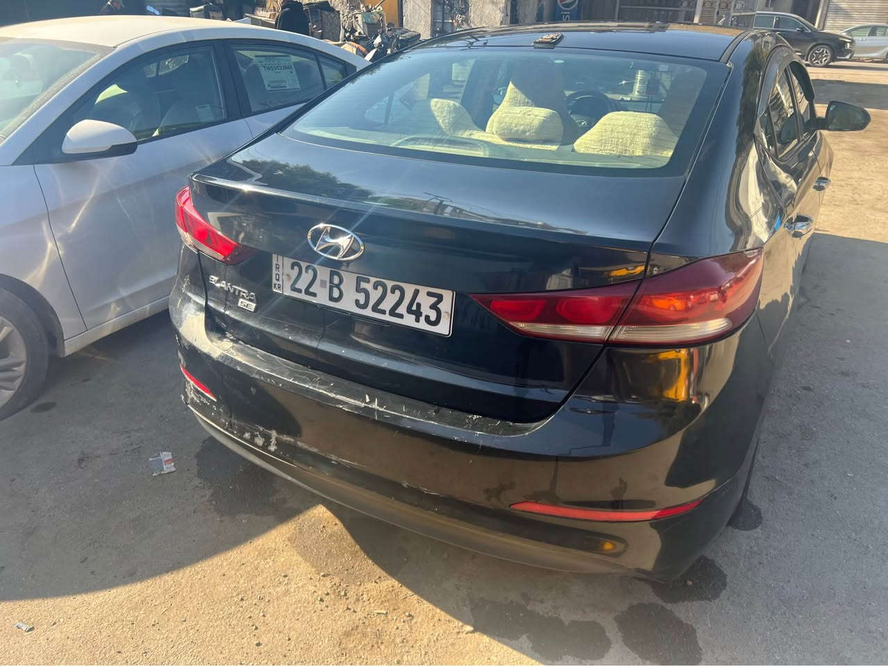 السلام عليكم لبيع النترا امريكي حادث بس بنيد معدل بدون نقطه صبغ السياره ليبل واحد مابيه اي نقص بيه بس بارد فقط سعره (117$) وبيه مجال عنوانه بغداد رقم 
*********** بغداد, العراق
