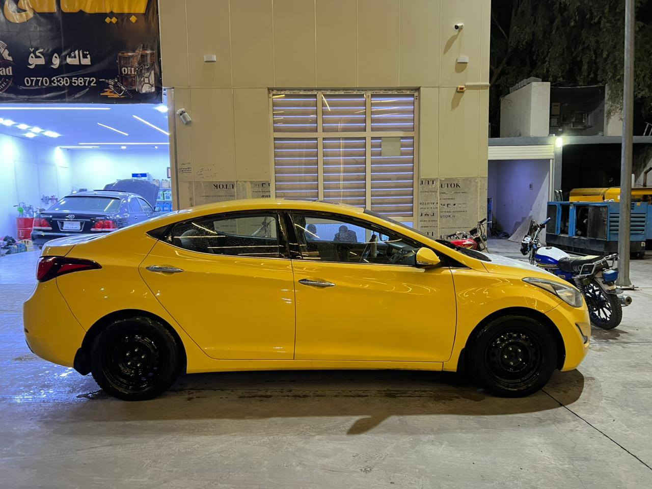 ئةم تةكسية بوفروشتن 2016سةيارةكة زور پاكة ١٦٠هه زار حقيقي روشتوه فول مواسفات سلايت گير عادي و ئوتماتيك چوار تايه ي لوكي له ژيرايه تبريد ساردو گه رم تكسي قسته كان سه نه وي پلاستيك *********** شوين كه لار ئه دمين ♥️ كالار, السليمانية
