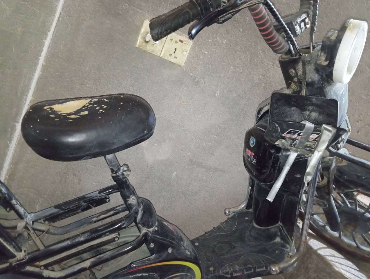 دراجه شحن البيع بس بطاريه تعبانه وبنجر
سعر خاص للستفسار المزيد وتساب ***********
