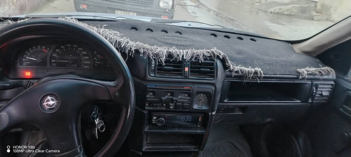 فیکترا سەنەوێ 2028گیرو مکینەی بەشەرت
بێ سەرف و بووغار 4تایەی تازە بیتاقی بەنزینی هەیە بەشەرتی تەحویل مجالی تیایە 
***********
*********** كركوك, العراق
