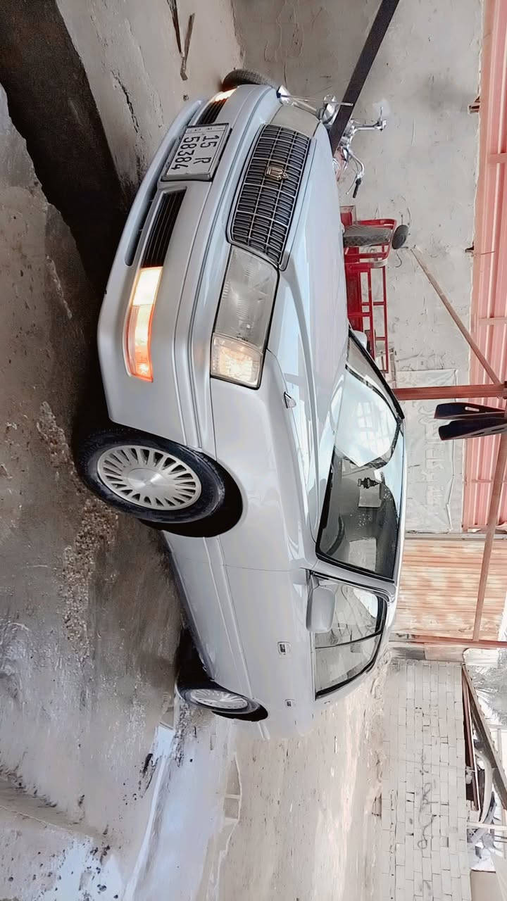 سلام عليكم رأس الثور موديل  ١٩٩٧ للبيع كفاله ضربه وكص ونقل  جثه بسمي مباشر المداور سياره جاهزه تبريد حدايه كهربأيات كله جديده  من الطول  للطول  ربع مذب عليه  سعر  ب ١٢٠ وبيه مجال الاستفسار
*********** 
***********
