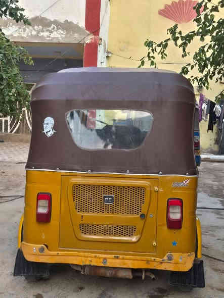 سلام عليكم تكتك بجاج 21لونين اوراق اوراق شهر 3
تكتك امعمره دوس مصبوغه لجماليه اللسعر 6ونص بيه مجال قليل حك اللجيه رقم ***********
