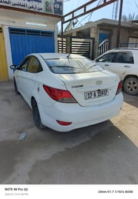 اكسنت ٢٠١٣ • ١٦٠٠ • حادث خلفي