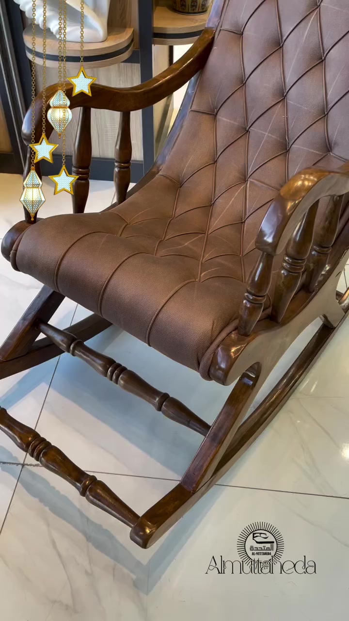 كرسي الهزاز من المتحدة سنتر.. قطعة فنية مصنوعة من خشب الزان الأصلي المتين، بتصميم يجمع بين كلاسيكية الخشب ومودرن الراحة. 🪑🛋️
استمتع بلحظات الاسترخاء بعد الفطور، أو وقت القراءة الهادئ مع قطعة تعيش معك سنين.
📍 الموقع: كربلاء - حي رمضان.
🚛 توصيل متاح لكل العراق 🇮🇶 .. اطلبه الآن وريح بالك!#مفروشات #islam #deen #moslim #explorer


**إذا كنت صاحب هذا الإعلان وتريد حذفه لأي سبب، رجاءا أرسل رسالة إلى الدعم الفني**