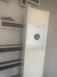 سبلت عامودى 2طن و نيوو ساردو گةرمى ايشكات  سعر 350 هزار  07701588810