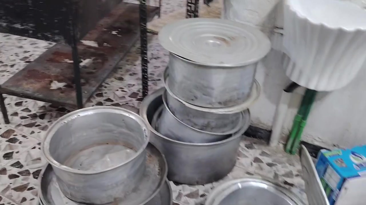 غراض مال مطعم للبيع نضيفات استعمال قليل


**إذا كنت صاحب هذا الإعلان وتريد حذفه لأي سبب، رجاءا أرسل رسالة إلى الدعم الفني**