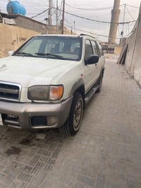 نيسان باتفندر موديل ٢٠٠٣ سياره باسم ابني متوفي.كامله ما عايزه برغي للب...