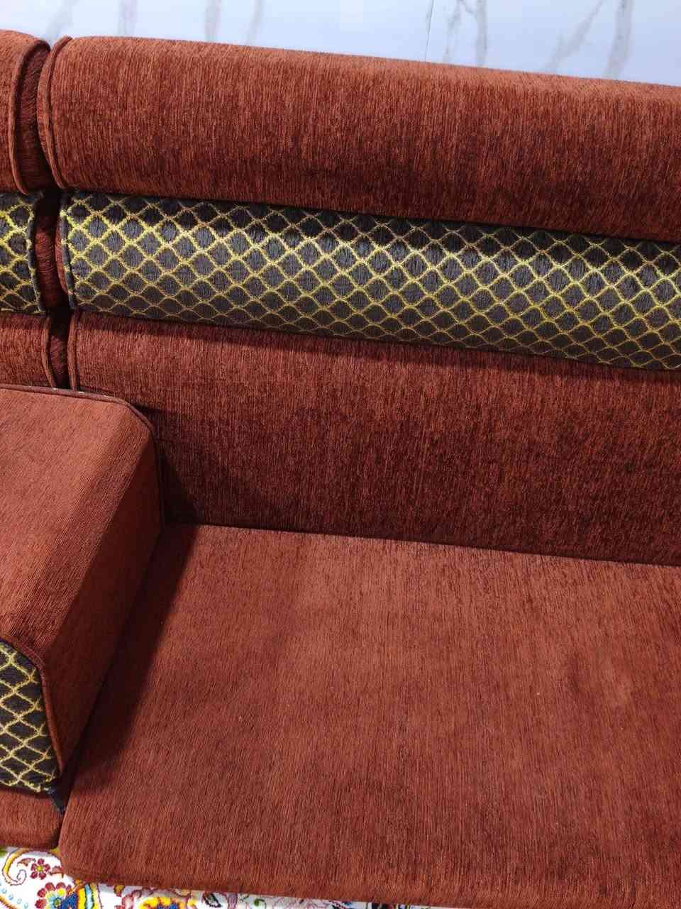 السلام عليكم ديوان مضيف 25 متر للبيع سعر ٩٠٠ وبي مجال  ***********
