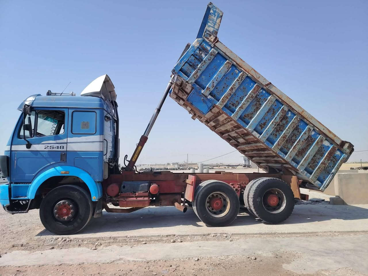 السلام عليكم  كرواتي للبيع موديل 91  گير كهربائي 
4،,4ومكينه 8 سوبر  وشاصي 
و قماره مكفولة رقم فحص تحويل مباشر السعر  
المكان سامراء خط السريع مقابل السايلو
الاستفسار ***********  مكلف بل نشر
