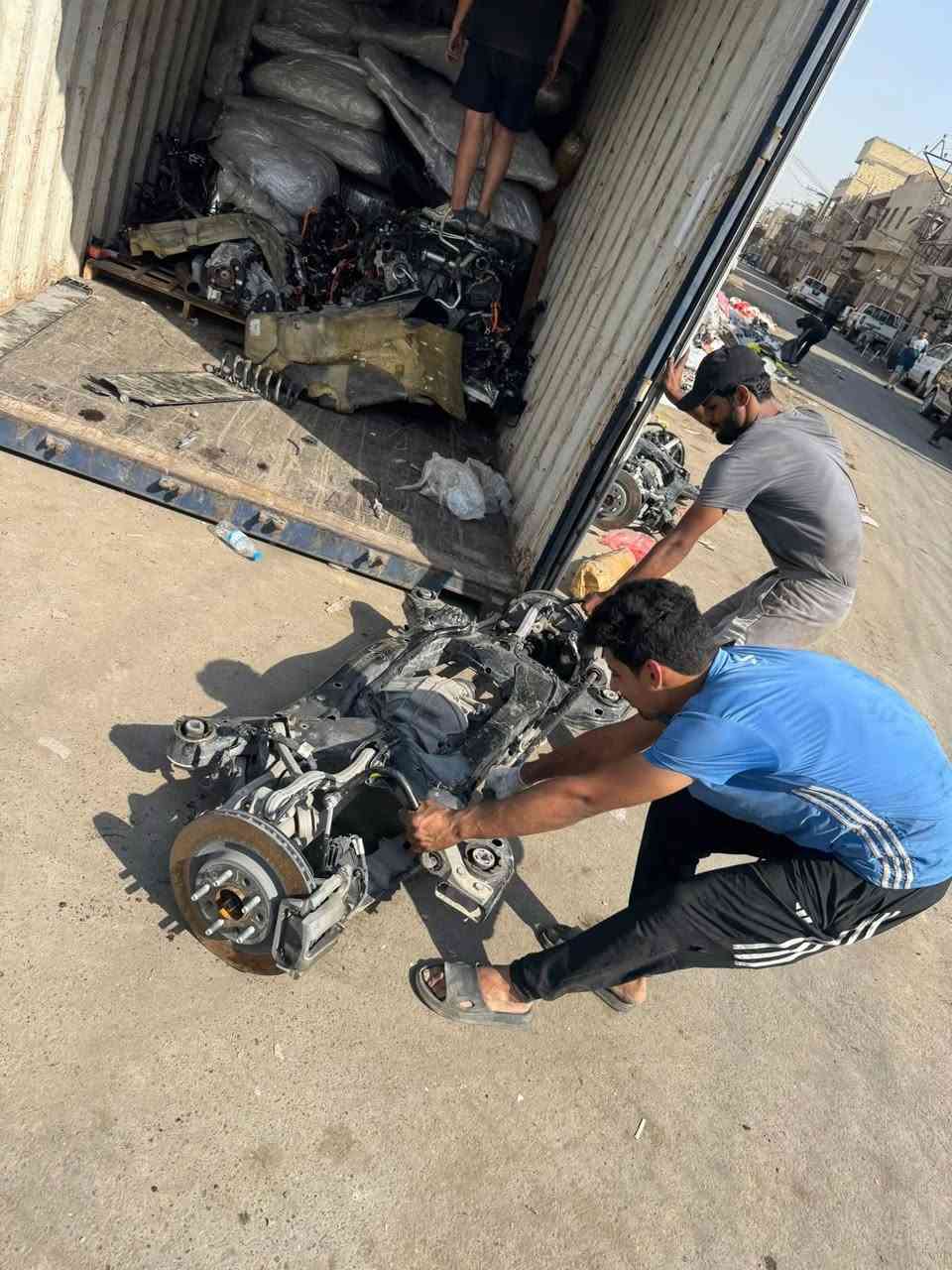 💥وصول  ادوات  …جيب  كراند شيروكي  L … الشكل  الجديد     2022 ….    2024
1  -    ادوات صدر  كامله جديد اصلي وكاله ومستخدم
2 - بدنات كامله  اماميه هايبرد
3 - مراوح عاصفه  وعاديه
4- مشط استيرن 7 راكب  و  5 راكب 
5 - براد  دهن اصلي 
6 - حساس ABS 
7 - فلاتر شوته  و تبريد
8 - فلنجات امامي  وخلفي 
9 - جاملغات  اماميه  الوان بلادي  …  وتجاري
10 - بنيد الوان    …..   وتجاري
11 - دعاميات اماميه الوان  5  راكب  … وسبعه راكب
12 - لحيه خلفيه 
13  - ايرباك دشبول ودركه 
14 - بوربرن امامي 
15 - راديترات  ماء  و  تبريد 
16 - دشابيل  كامله  وفارغه
17 - حداديه  تجاريه  كامله
18 - لايتات  تفصيخ  …  وتجاري
19 - فافونه بدنه  اعلى  اصليه  وتجاريه
20 - بدنات كامله امقفله ومفروطه
21 - ابواب  كافه  الالوان  5 و7
22 - بكلايتات  تفصيخ  ووو  تجاري ال 4 قطع
23 - بدنه تجاري
24 - شاشات  
25  - ￼عقول  وقواعد  فيوزات 
26 - كاردنات..  و  تانكيات بانزين  .. صالنصات 
27 - محركات   تفصيخ   وو  جديد  ..  كيرات
28 - كشنات  كافه الالوان 
29 - سيتات  كافه  الالوان  
30 - جوبلسات دبلات الشكل  الجديد  امامي وخلفي  

الادوات  جميعها  جديده  اصليه  شركه  وكاله  موبار الاصليه   ويوجد  تجاري 
***********  للأتصال 

https://maps.app.goo.gl/o73HDJPEDWxdceCC8?g_st=iw

لوكيشن المكان 👆👆اضغط  الرابط  للعنوان

‏كراج الأمانة شارع الصناعة الفرع المقابل لمستشفى العلوية للطفل  الفرع المقابل لباب المستشفى فرع صيدلية بيبي 1  ￼
