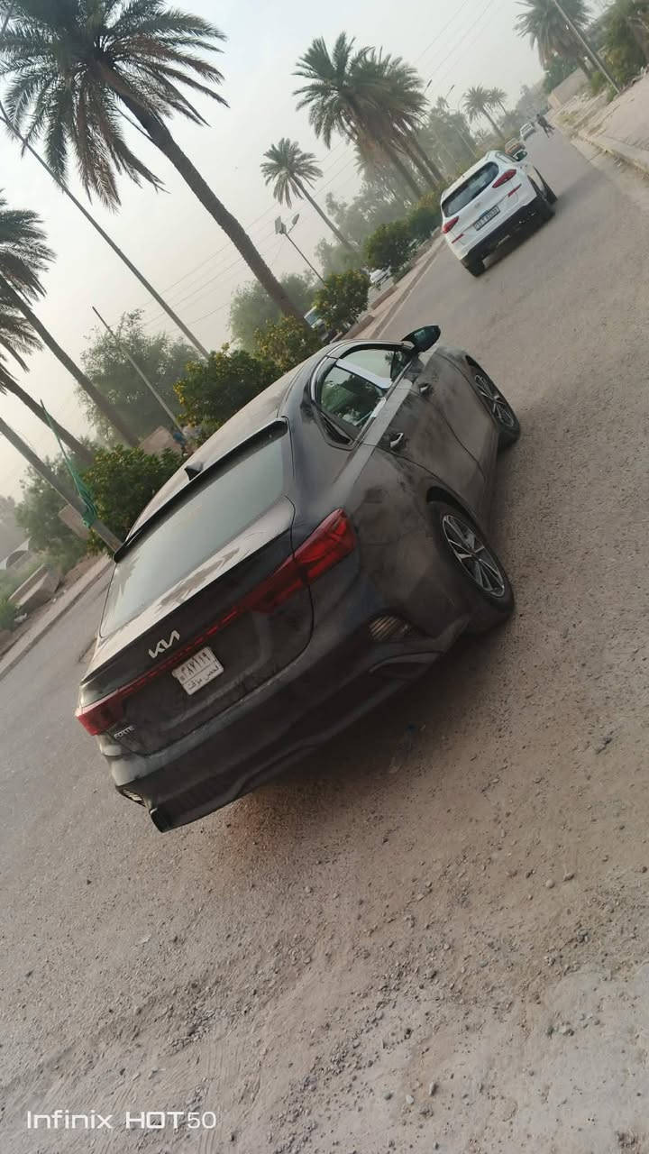 سلام عليكم فورتي البيع موديل ربعه وعشرين سعرميه وثلاثين بيها بإرادبس بالبنيد ***********
