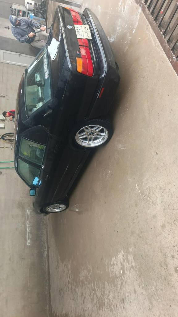 0778 375 0880 السلام عليكم بي ام للبيع والمقاوس كركوك, العراق
