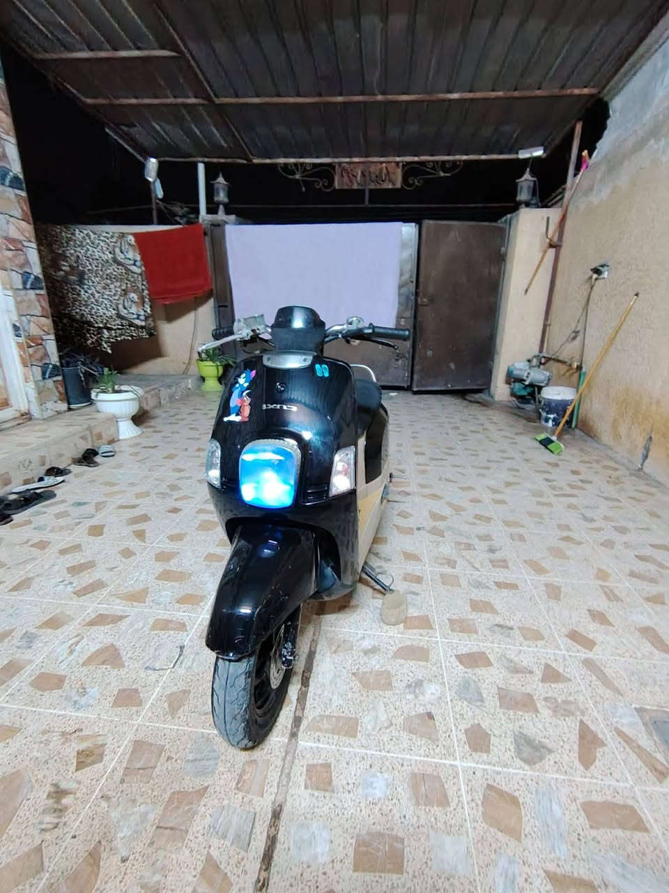 السلام عليكم دراجه ماكس بوليس لبيع كامله كهربايات كله شغال سلف هندر مكينه خرسه اشاير كلوبات كله شغال ماكو اي نقص تايرات جديده مكينه ما مفتوحه برغي بيها السعر 550 بيها مجال حك الجيه راسلني أو اتصل ***********
