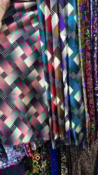 قطع قماش • مشروع جديد • للبيع