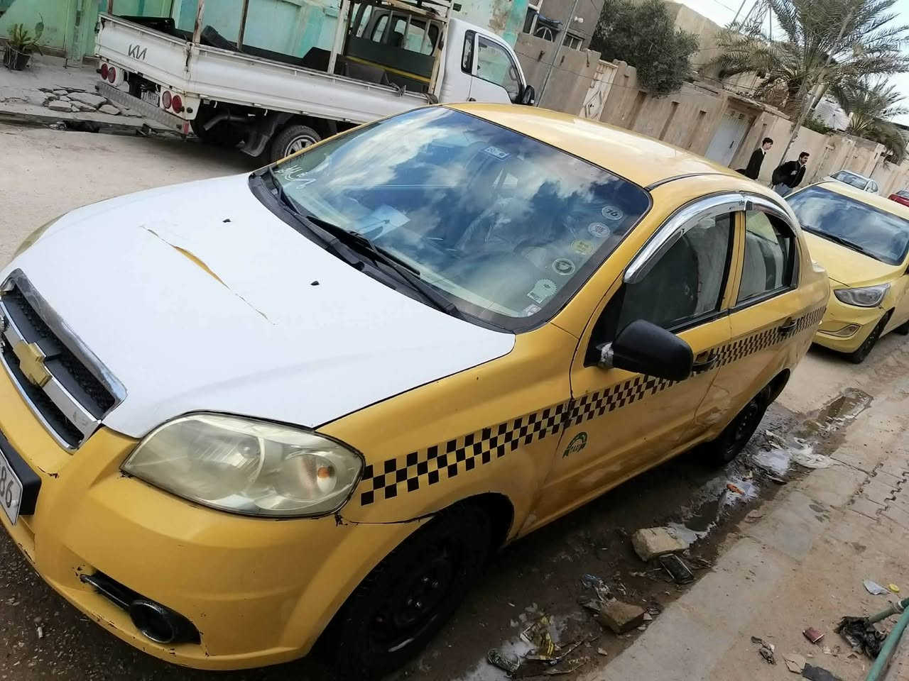 السلام عليكم افيو 2009 مسكر خليجي كير عادي  مكينه وكير شرط تبريد عايز بس غاز سياره مكفوله من الضربه القويه بيه دحجات بصيطه رقم الانبار نكليزي سنويه 30 عايزه حداديه كدام وجبنه سعر 29 وبيه مجال قليل    مكان النجف الاشرف ***********
