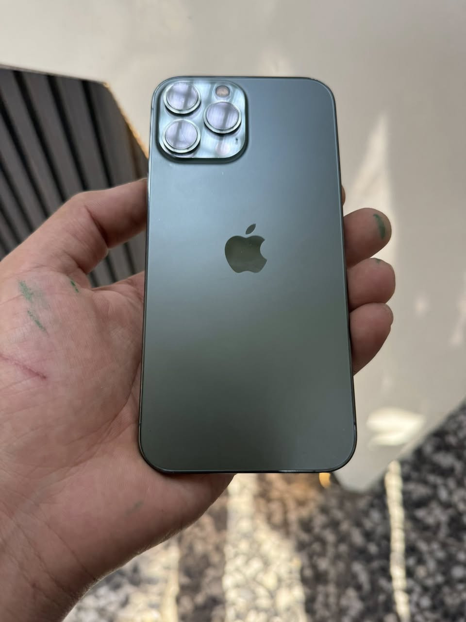 سلام عليكم ، 13 بروماكس للبيع لون زيتوني 🫒
ذاكرة ٢٥٦ ، بطارية ٨٤ 
الجهاز وتربروف 🚨
ممفتوح ولامبدل شي
السعر بـ٦٦٠ وبيه مجال بسيط
📍 بغداد الزعفرانية ***********
