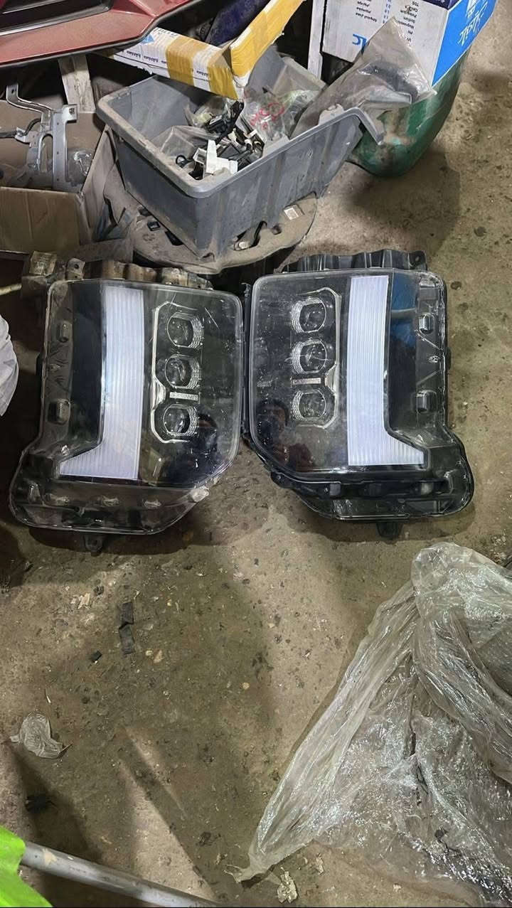 توفر لايت بلسايد موديل 26 
وموديل 24/25 
وترايش بيبان 
رادار 
راديتر 
بدنه 
براكيت 
فسفورات خلفي 
جاملغات 
بنيد 
قبق جنطه 
تفصيخ  #


**إذا كنت صاحب هذا الإعلان وتريد حذفه لأي سبب، رجاءا أرسل رسالة إلى الدعم الفني**