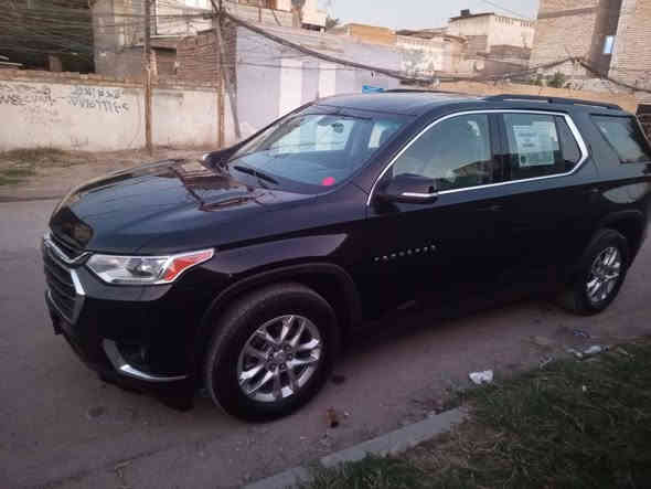 سلام عليكم ترافرس ٢٠٢١ بدون صبغ فقط دعاميه مواصفات LT سياره جديده سعر ٢٣٠ وبيها مجال بسيط المكان بغداد للاستفسار ***********
