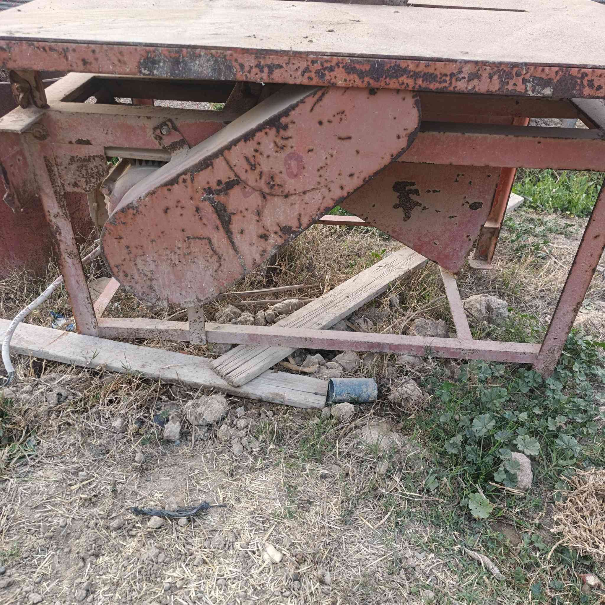 منشار كهربائي للبيع قيم واخذ


**إذا كنت صاحب هذا الإعلان وتريد حذفه لأي سبب، رجاءا أرسل رسالة إلى الدعم الفني**