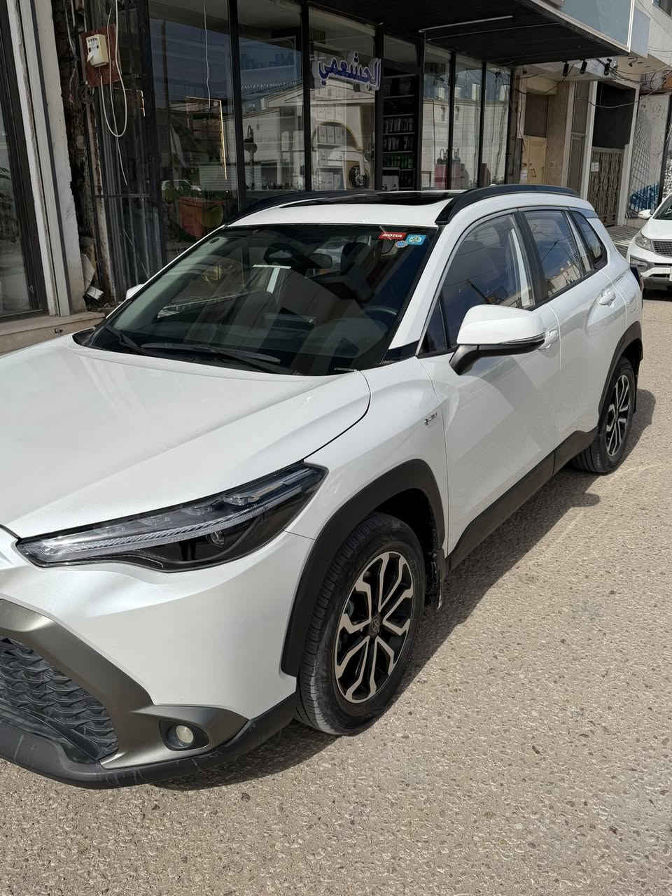السلام عليكم
Toyota frontlander 2025 Hybrid

فرونت لاندر  فئه s فول مواصفات

عداد المسافه 15 الف  

مكينه 2000 هايبرد 

كشنات جلد احمر

تحكم ستيرن 

جنطة كهرباء

كرسي السائق كهرباء

تبريد أمامي خلفي 

فتحه سقف 

كامره خلفيه 

ويل كب 

رادار امامي 

تحديد الخروج عن المسار

نظافه 100‎%‎ شرط الفحص

السعر 28 مليون 

اي استفسار 

***********

مكان السيارة النجف
