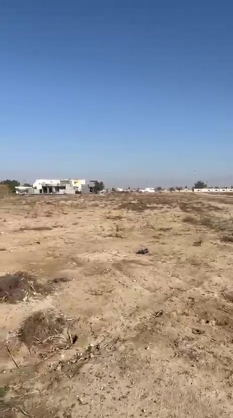 يوجد 4 دونم في مدينة الرمادي جزيرة البو بالي وجه على الشط و وجه على السده وتوجد مزارع مقابل الدوانم شاطيه الوجه100م والنزال100م سعر الدونم الواحد 115مليون وقابل للتفاوض طابو زراعي تنازل مباشر فتح بيان مباشر واصل جميع الخدمات للاستفسار الاتصال على الارقام التالية ***********اسيا***********او زيارة مكتبنا طريق الثرثار قرب الطاحونه.
