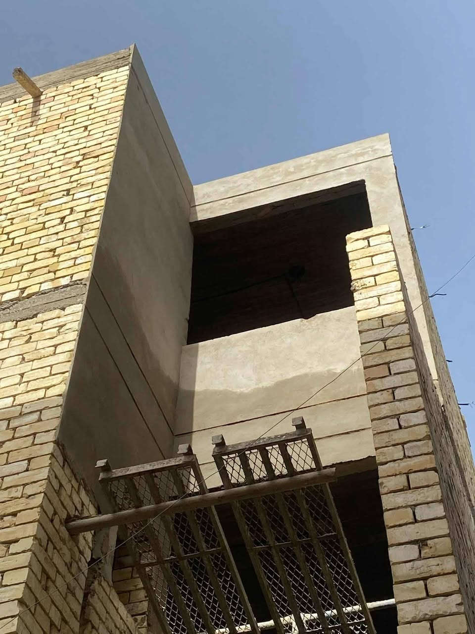 خلفه لابخ متفرغ لتواصل ***********
