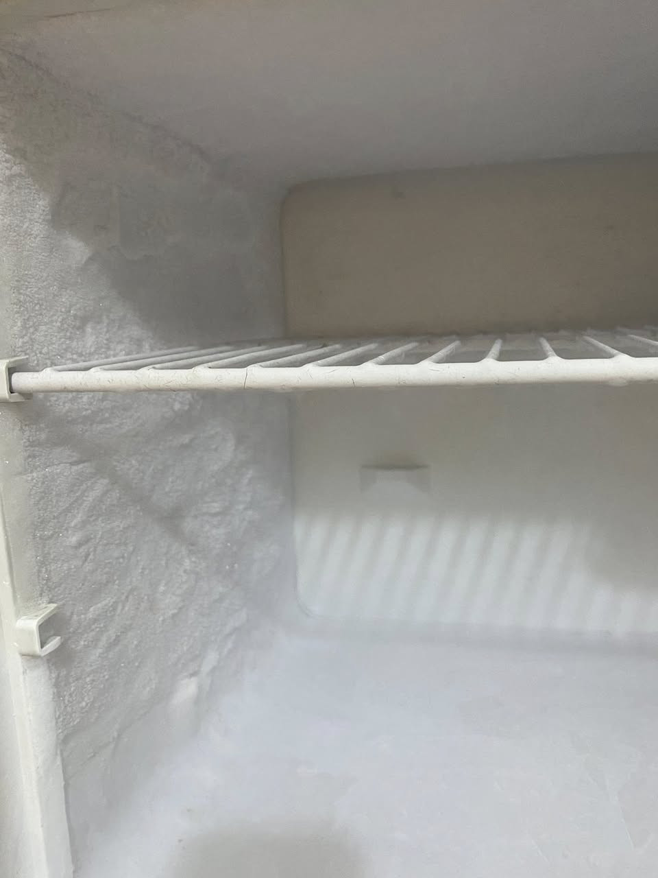 ثلاجه نظيفه تبريد كلش زين موضح بالصور السعر 175 وبيه مجال


**إذا كنت صاحب هذا الإعلان وتريد حذفه لأي سبب، رجاءا أرسل رسالة إلى الدعم الفني**