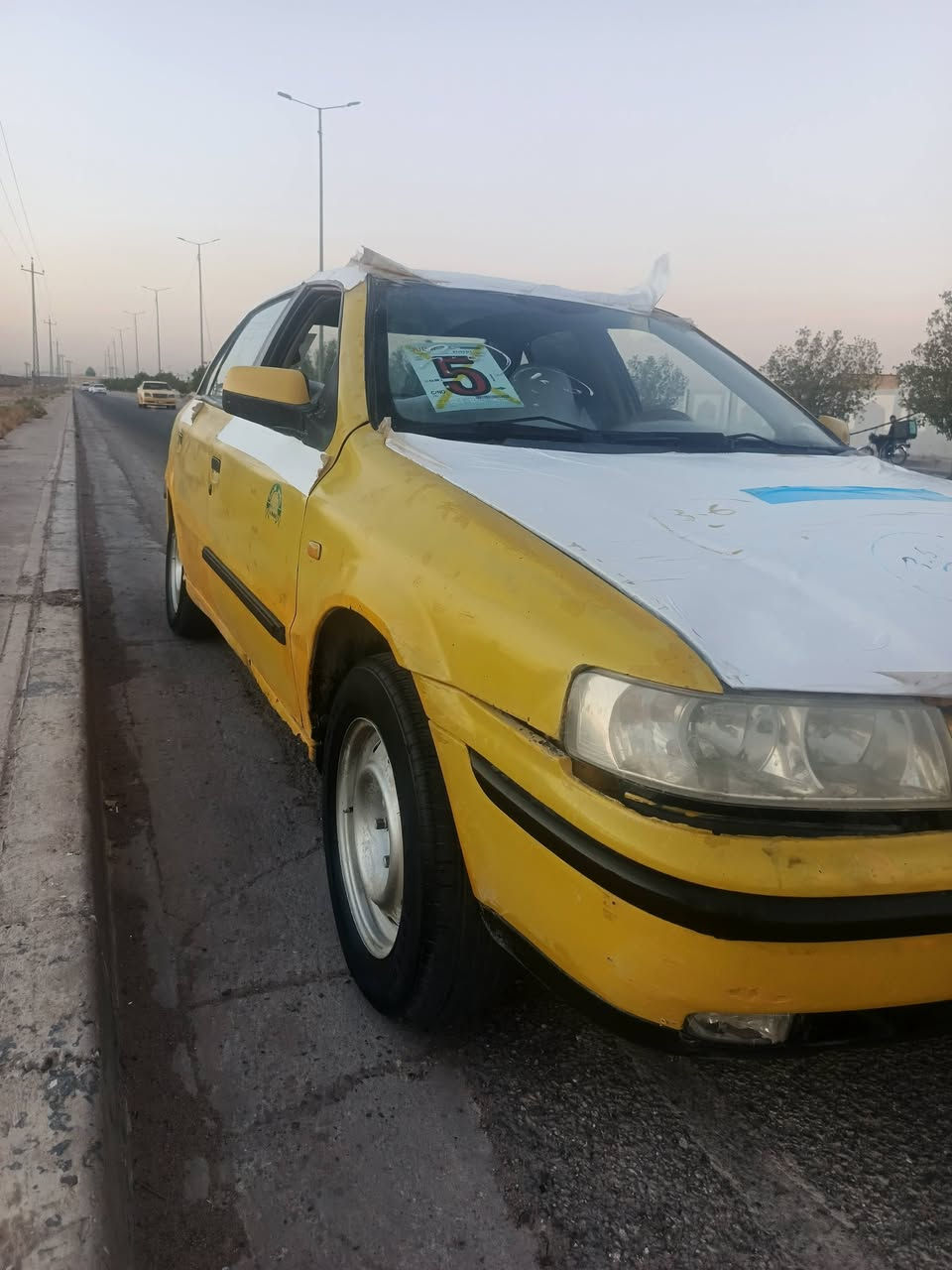 #سلام عليكم للبيع أو مراوس سمند 2009 
رقم كربلاء سنويه نافذه نهايت 2024 مصفره غرامات بس هية 90 الف عل مشتري سياره كير مكينه شواصي كفاله لا ضربه 
سعر 17 وبيه مجال العنوان النجف الكوفه 
*********** واتساب 
***********
