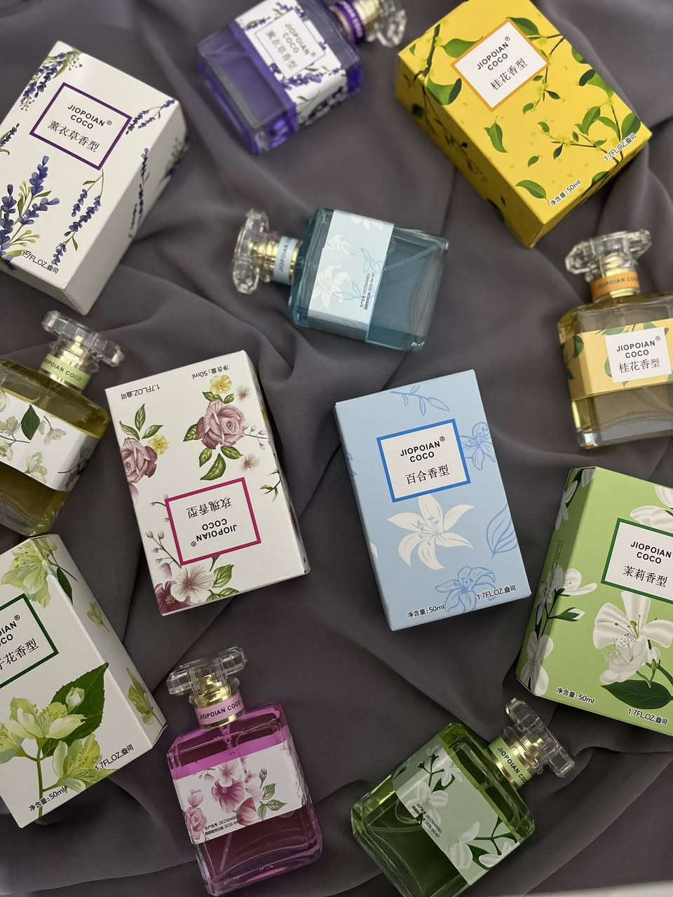 عطور سعر القطعه الفين اقل كميه للطلب 8 عطور للحجز ماسنجر وباقي انواع العطور منشوره بحسابي ادخل ع الصفحه تشوفهن
او تواصل واتساب ***********
