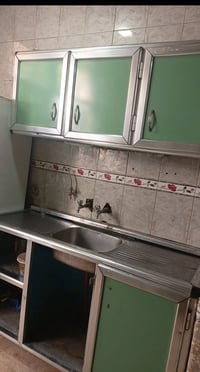 أبواب سنكي • خزائن مطبخ